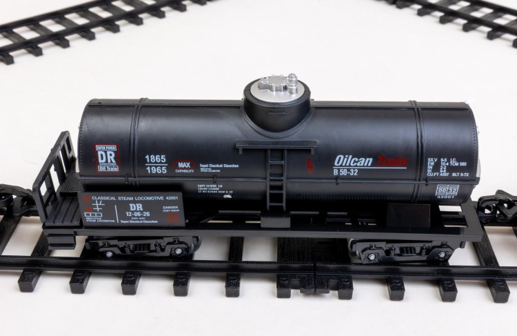 Dymiąca kolejka z torami Rail King sterowana pilotem