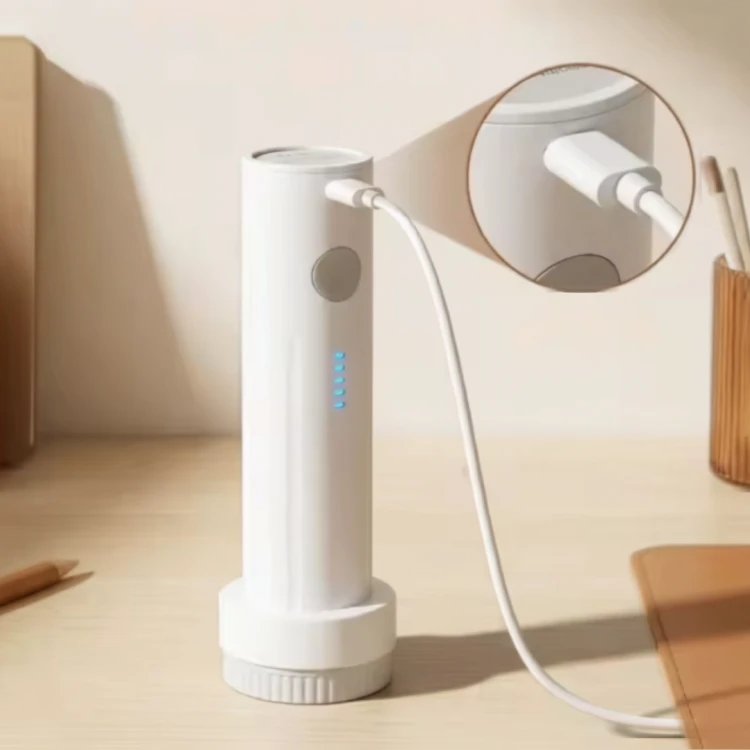 Elektryczna pompka do worków próżniowych USB.png